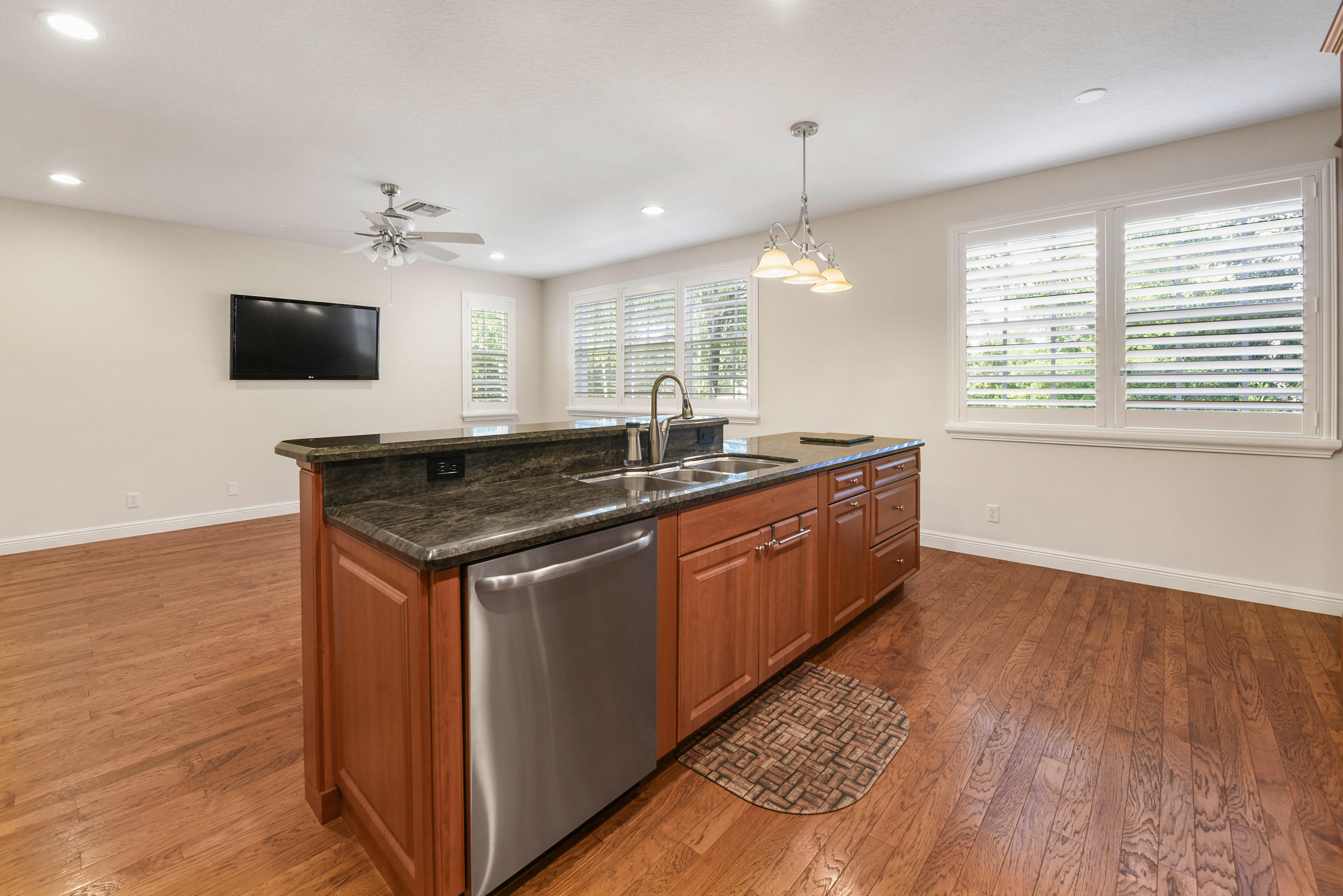 5670 Northeast Trieste Way Boca Raton, FL 33487 - Photo 9 of 51 5670 NE Trieste Way Boca Raton-print-021