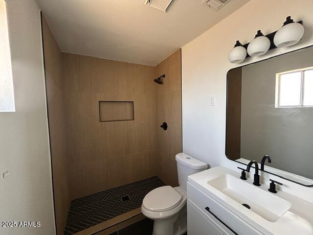 242 East 7th Avenue Eagar, AZ 85925 - Photo 8 of 23 Primary Bath