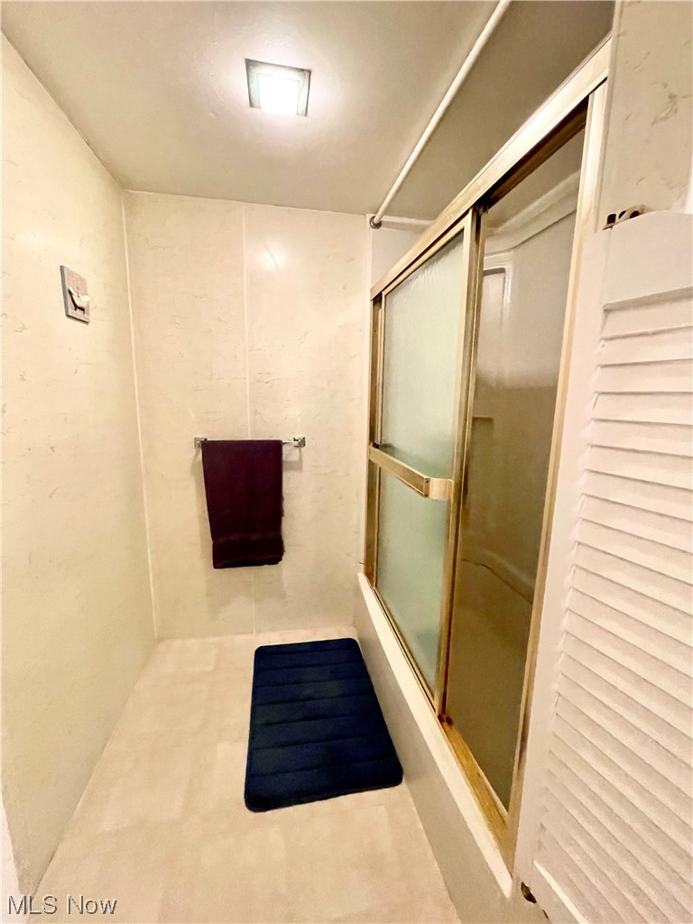 78700 Eva Mae Road Freeport, OH 43973 - Photo 24 of 33 lower level Bathroom with an enclosed shower