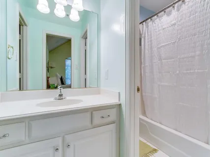 $1,250,000 | 701 Lakehurst Court, Southlake, TX 76092