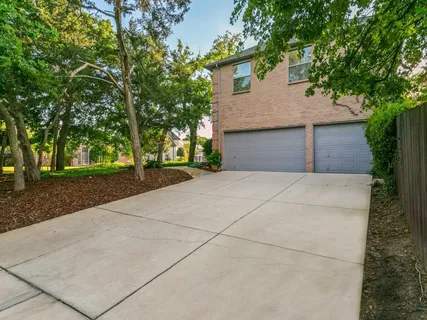 $1,250,000 | 701 Lakehurst Court, Southlake, TX 76092