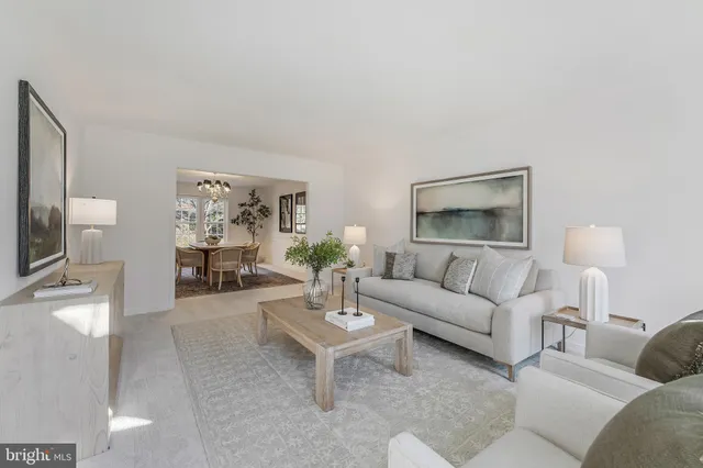 $1,250,000 | 10332 Dunn Meadow Road, Vienna, VA 22182