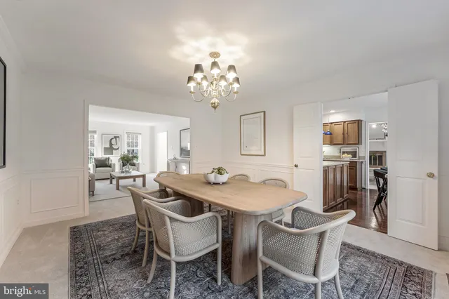 $1,250,000 | 10332 Dunn Meadow Road, Vienna, VA 22182