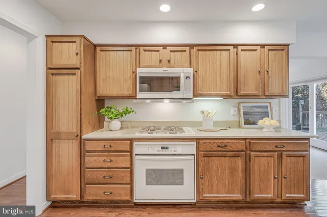 $1,250,000 | 10332 Dunn Meadow Road, Vienna, VA 22182