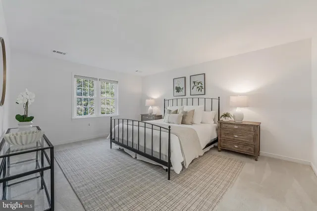 $1,250,000 | 10332 Dunn Meadow Road, Vienna, VA 22182