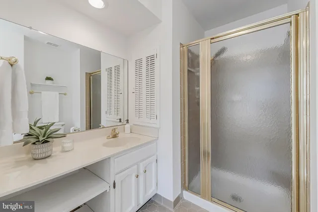 $1,250,000 | 10332 Dunn Meadow Road, Vienna, VA 22182