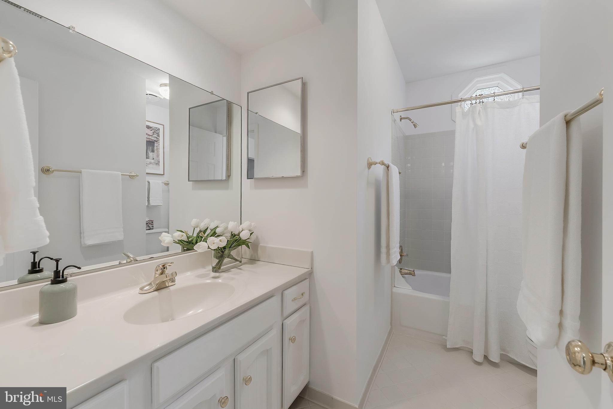 10332 Dunn Meadow Road Vienna, VA 22182 - Photo 49 of 64