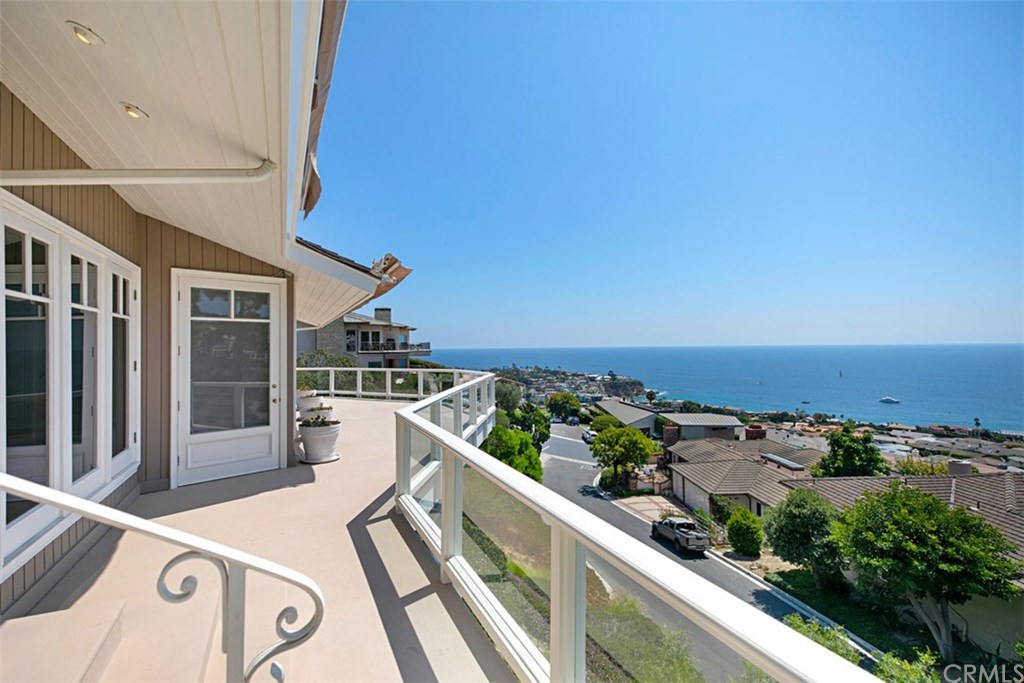 1201 Emerald Bay Laguna Beach, CA 92651 - Photo 14 of 41