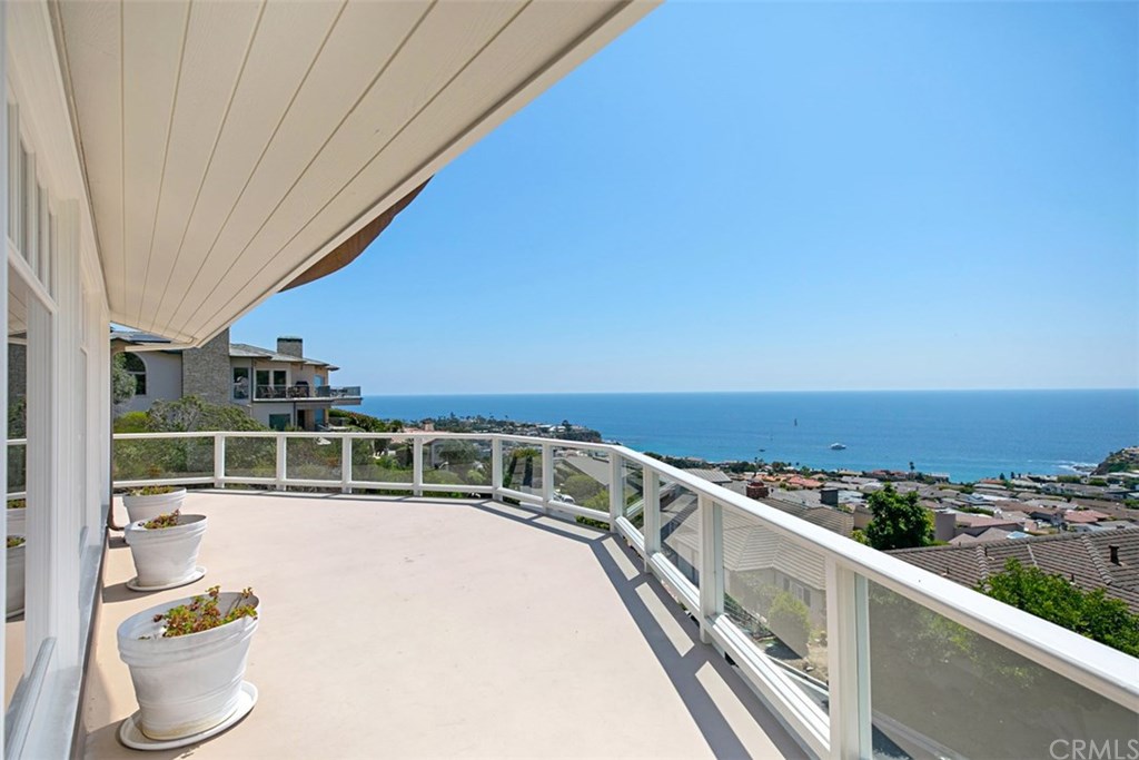 1201 Emerald Bay Laguna Beach, CA 92651 - Photo 15 of 41