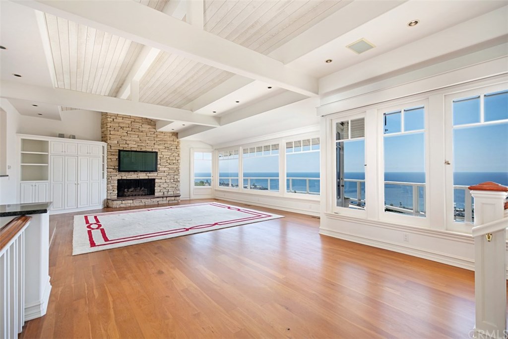 1201 Emerald Bay Laguna Beach, CA 92651 - Photo 8 of 41