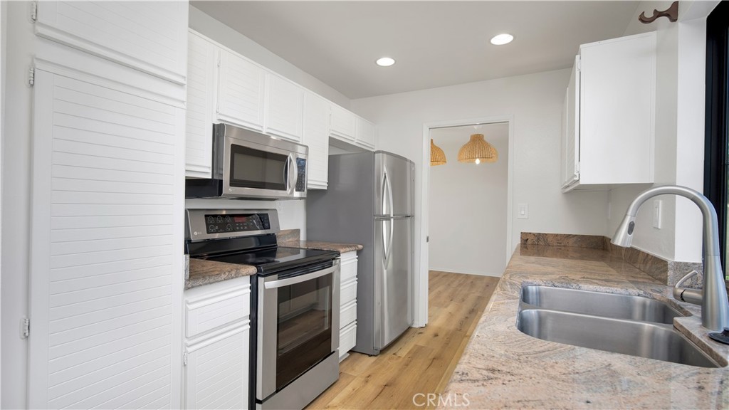 4 Springflower Irvine, CA 92614 - Photo 13 of 51