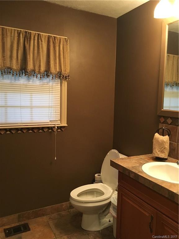 206 Redding Road Stanley, NC 28164 - Photo 11 of 20 Gallery Image 11