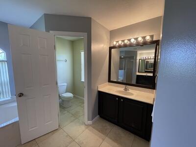 350 Southwest Covington Road Port St. Lucie, FL 34953 - Photo 20 of 33 MASTER BATH 4