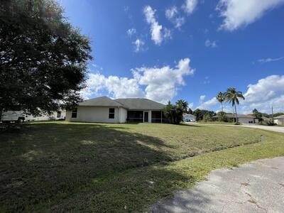 350 Southwest Covington Road Port St. Lucie, FL 34953 - Photo 32 of 33 YARD2
