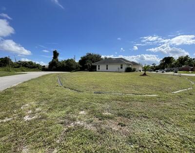 350 Southwest Covington Road Port St. Lucie, FL 34953 - Photo 33 of 33 YARD3