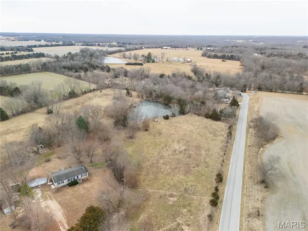$390,000 | 31340 Rock Church Tbb Road South, Warrenton, MO 63383
