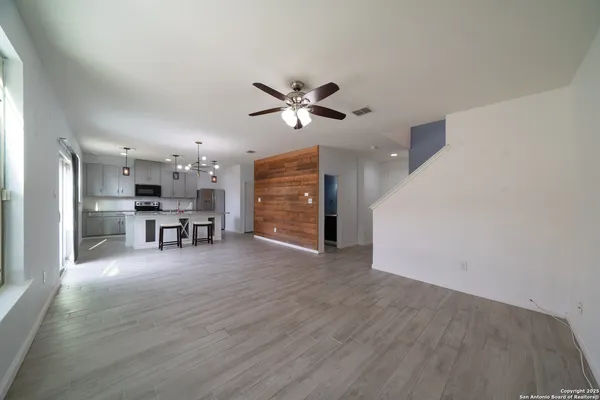 $1,845 | 9131 Canter Horse, San Antonio, TX 78254