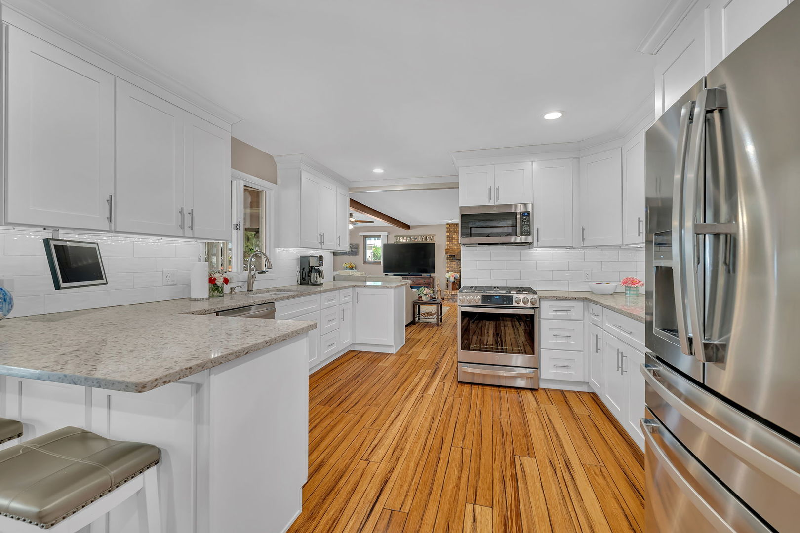 417 Greenfield Road Shorewood, IL 60404 - Photo 9 of 40