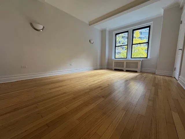 $4,825 | 405 East 54th Street, Unit 2N | Sutton Place