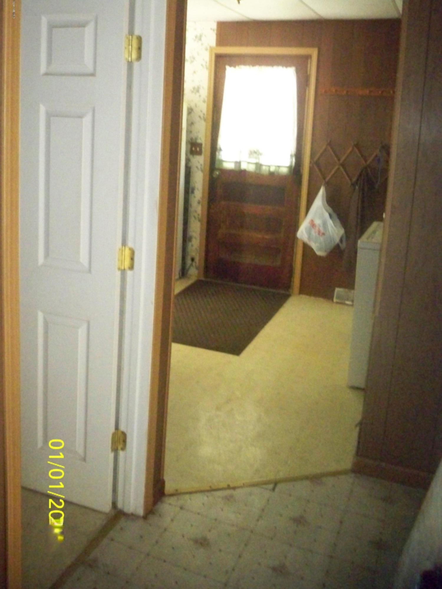 5437 South Dangl Road Fruitport, MI 49415 - Photo 15 of 21 #15 hallway
