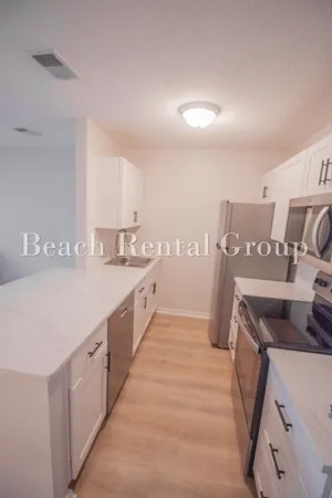 $1,250 | 6840 Blue Heron Boulevard, Unit 304, Myrtle Beach, SC 29588