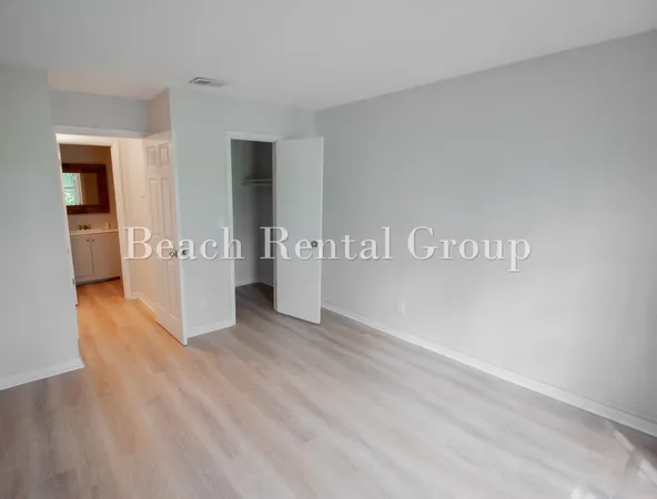 $1,250 | 6840 Blue Heron Boulevard, Unit 304, Myrtle Beach, SC 29588