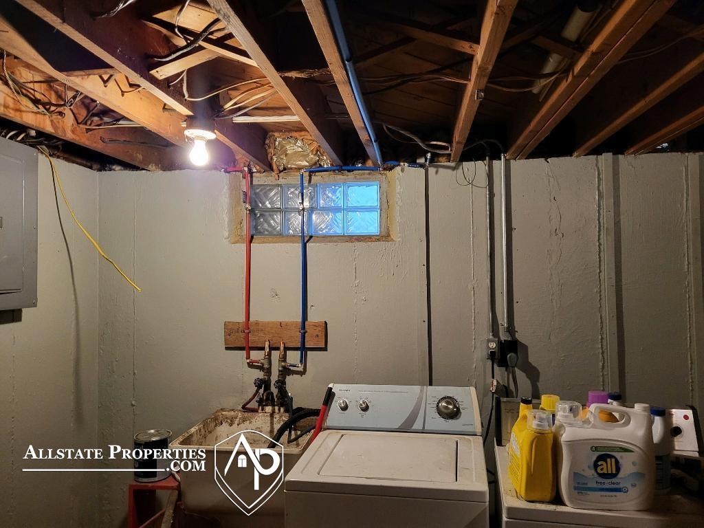 8858 Burt Road Detroit, MI 48228 - Photo 18 of 30