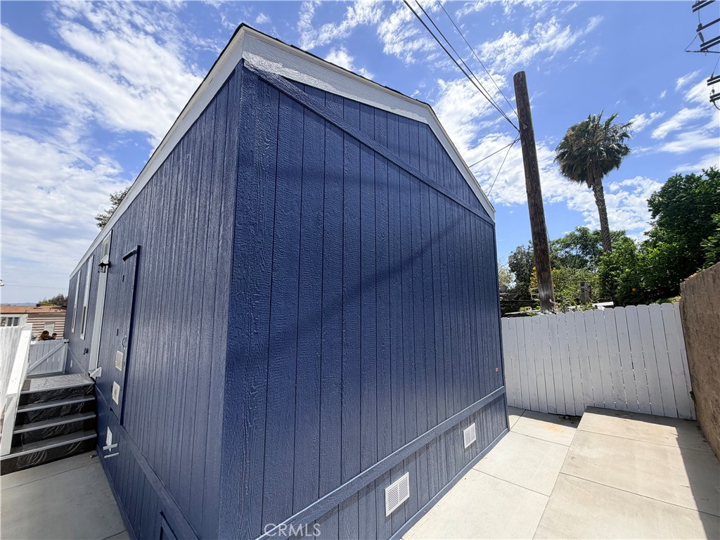 5803 Mission Boulevard, Unit 14 Riverside, CA 92509 - Photo 9 of 27