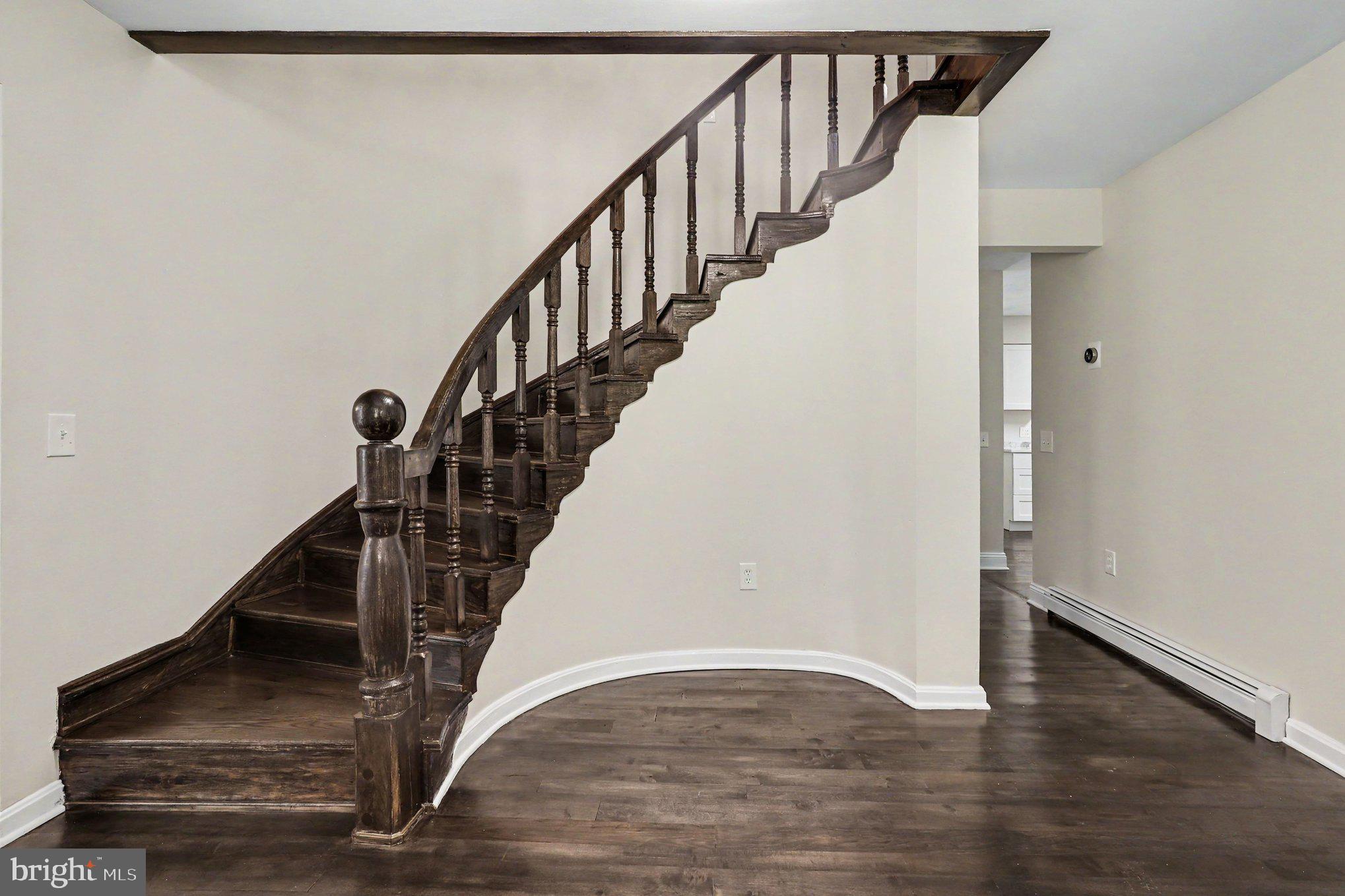 9825 Valley Po Road Spotsylvania, VA 22551 - Photo 7 of 46 Foyer