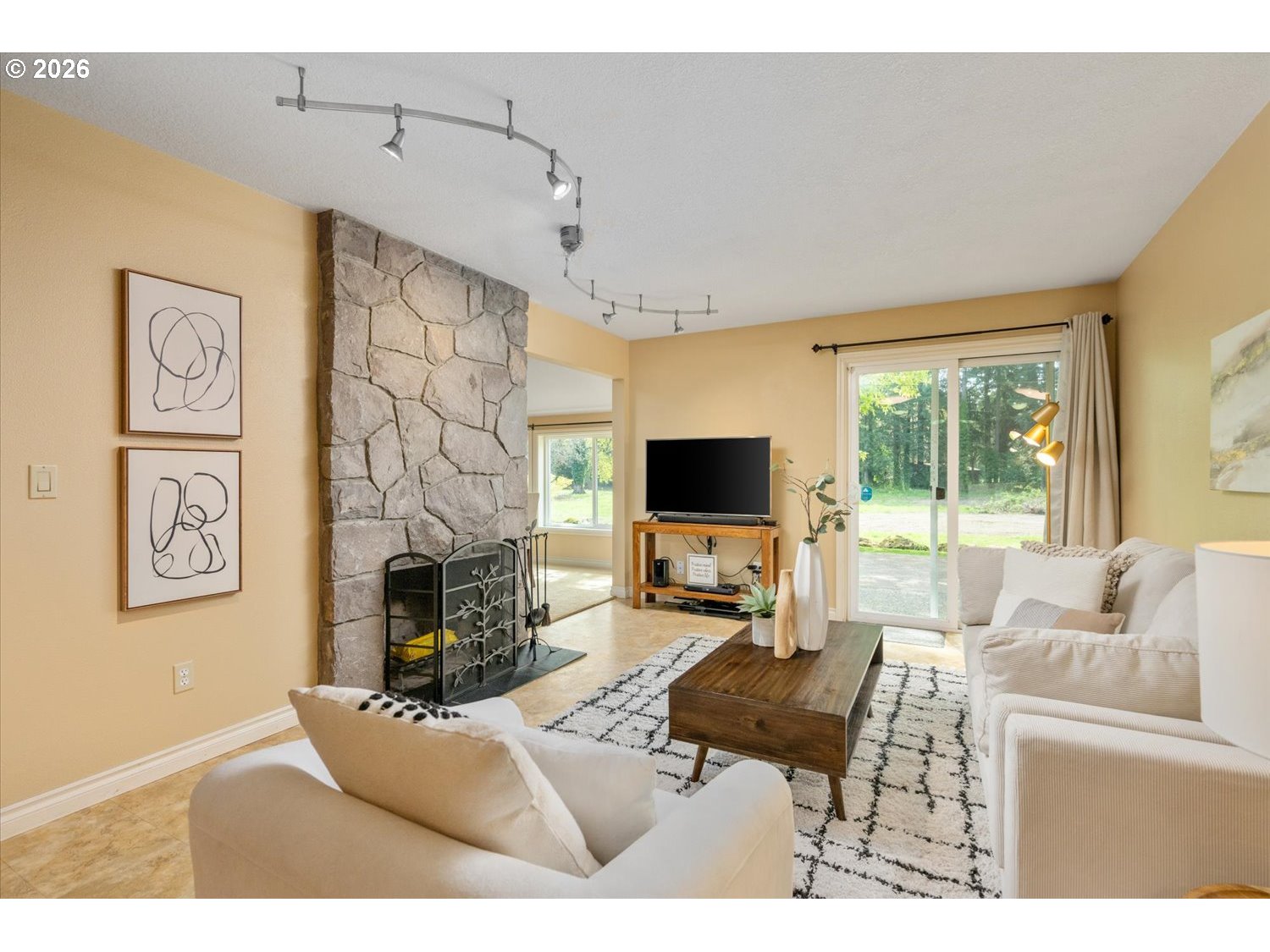 31200 Southwest Peach Cove Road West Linn, OR 97068 - Photo 12 of 48
