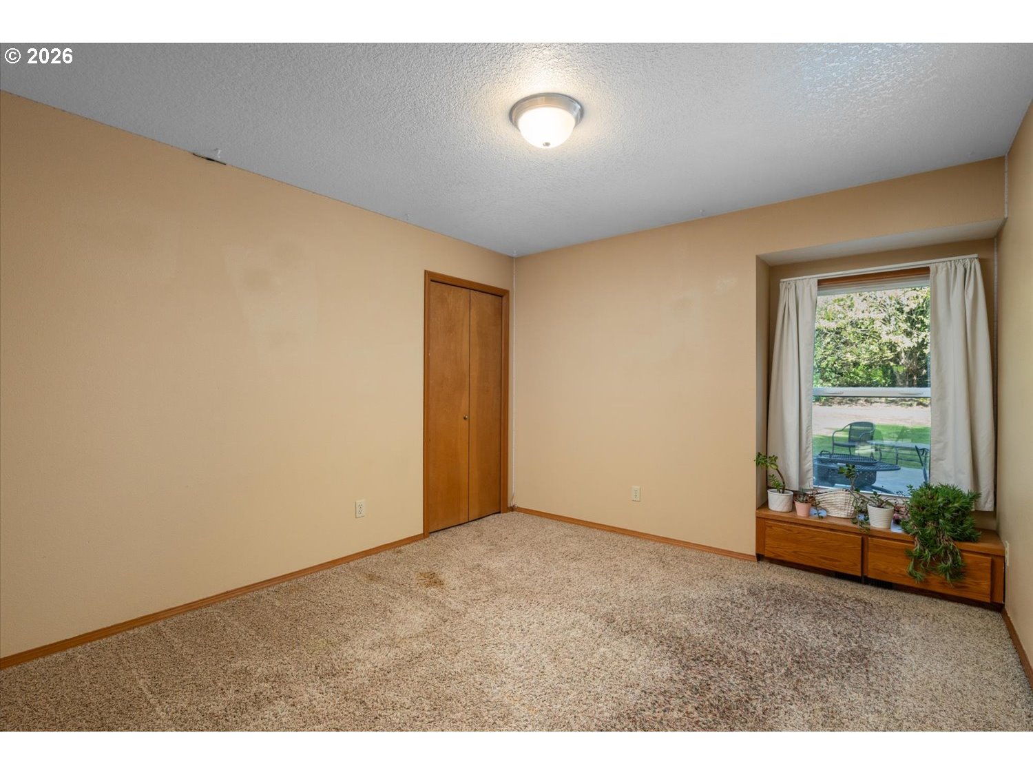 31200 Southwest Peach Cove Road West Linn, OR 97068 - Photo 20 of 48