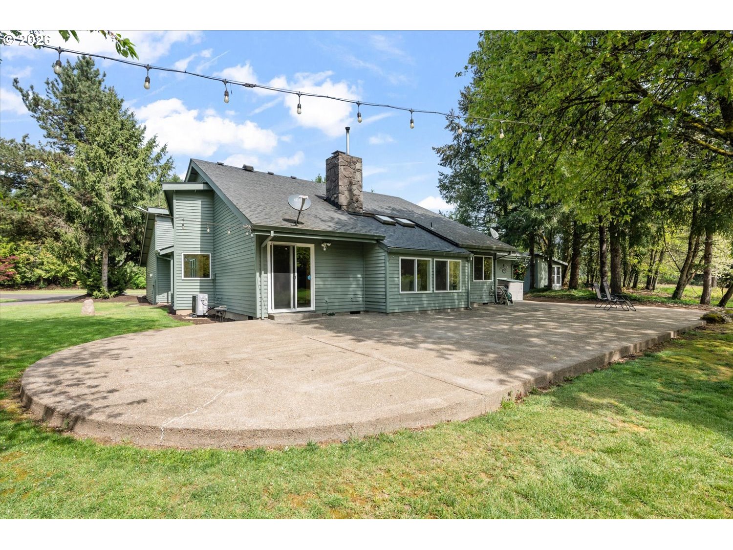 31200 Southwest Peach Cove Road West Linn, OR 97068 - Photo 27 of 48