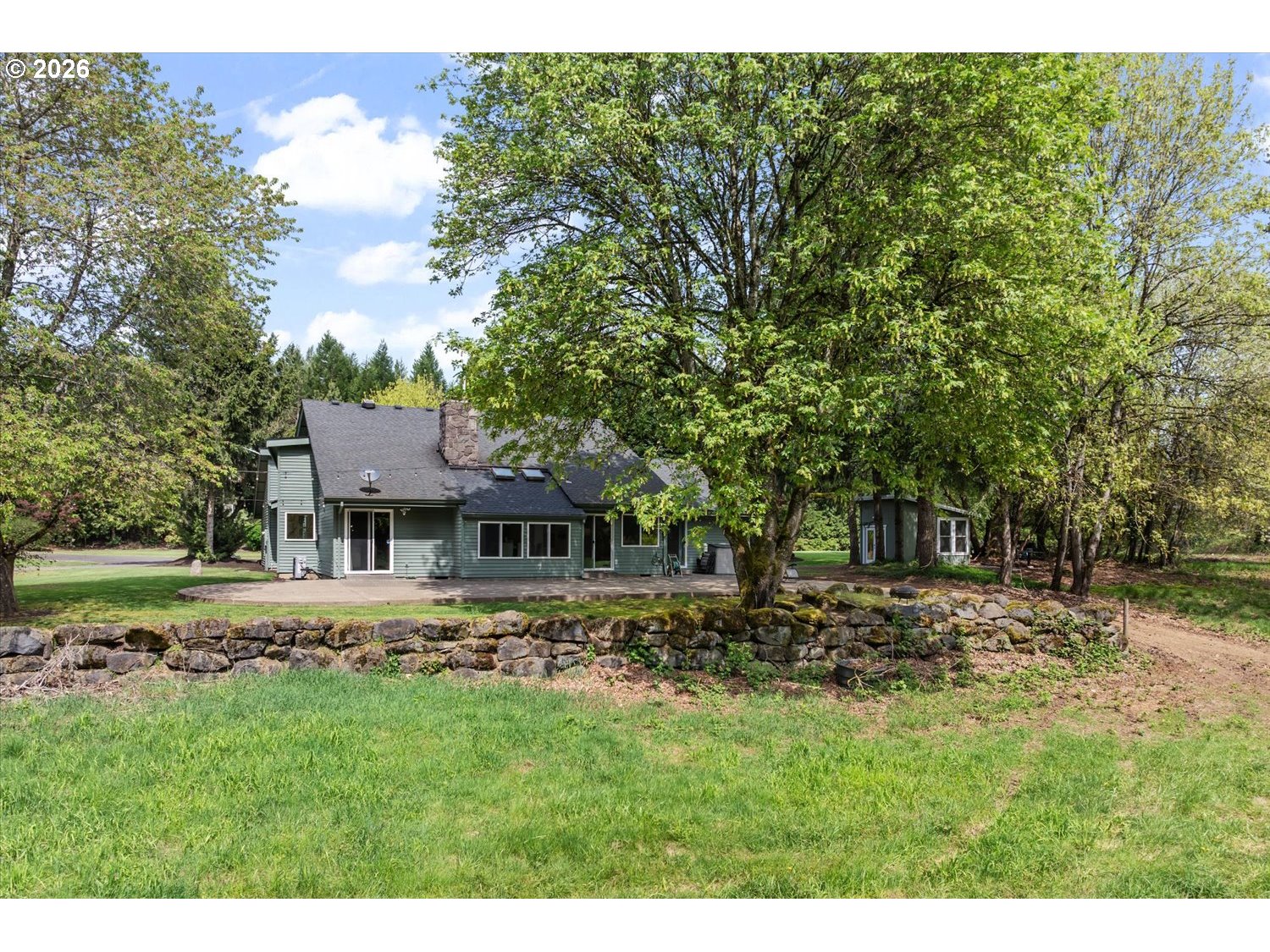31200 Southwest Peach Cove Road West Linn, OR 97068 - Photo 28 of 48