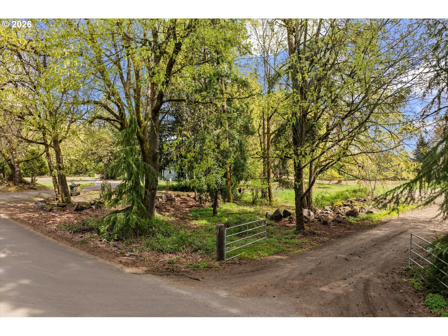 31200 Southwest Peach Cove Road West Linn, OR 97068 - Photo 40 of 48
