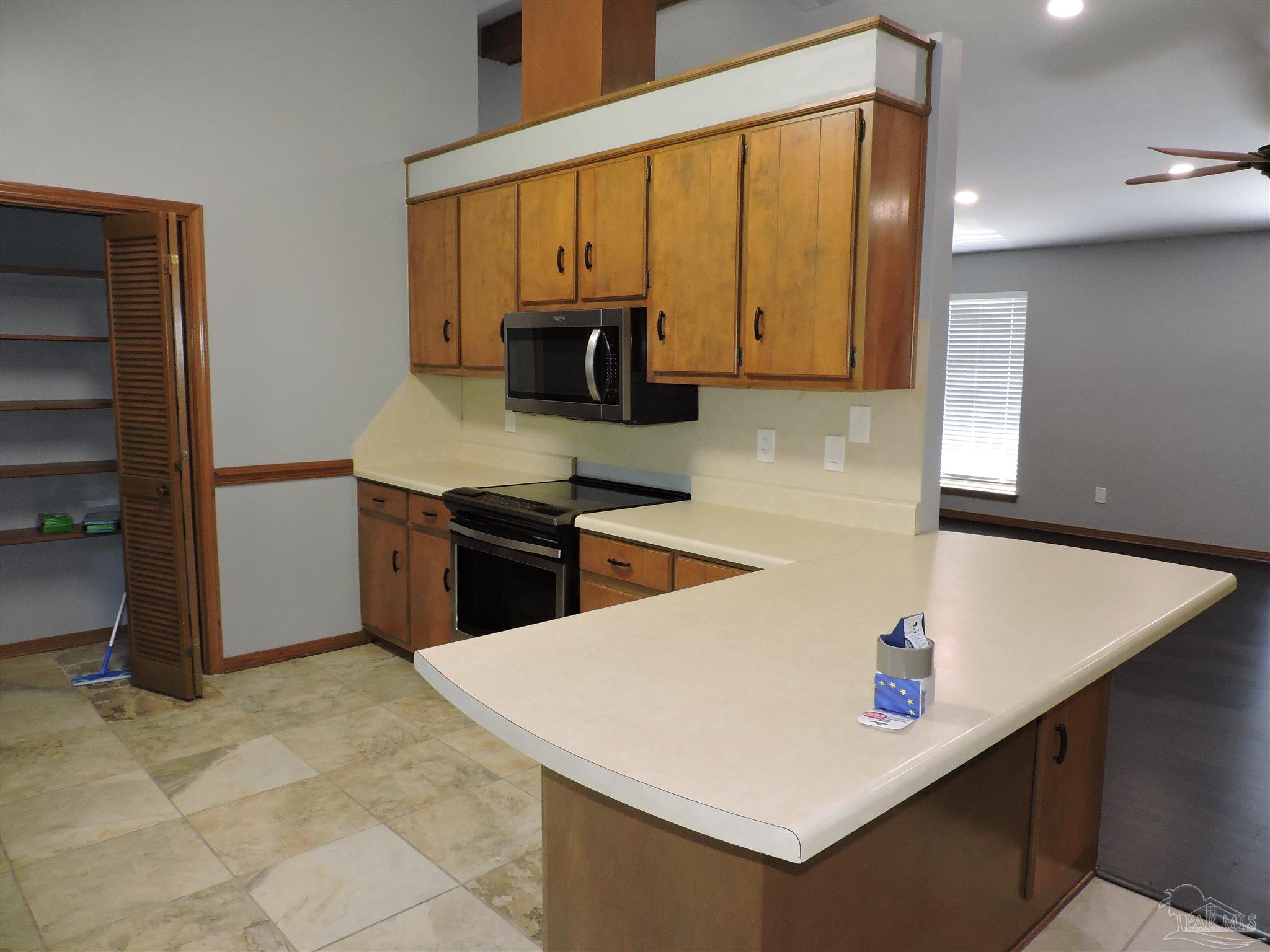1270 Palisade Road Pensacola, FL 32504 - Photo 10 of 25 Gallery Image 10