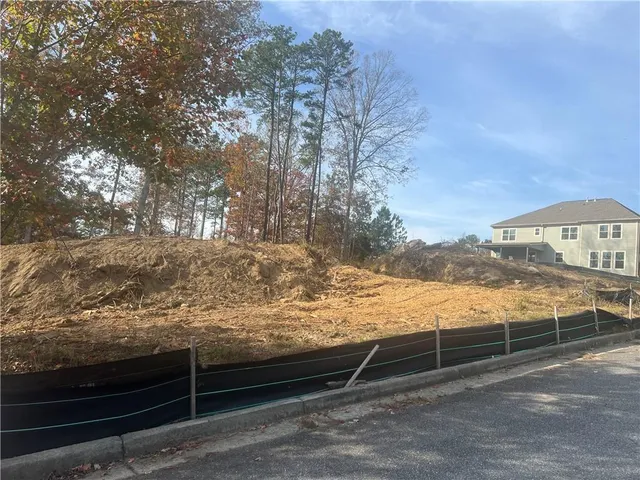 $135,000 | 1935 Alcovy Trails Drive Southeast, Dacula, GA 30019