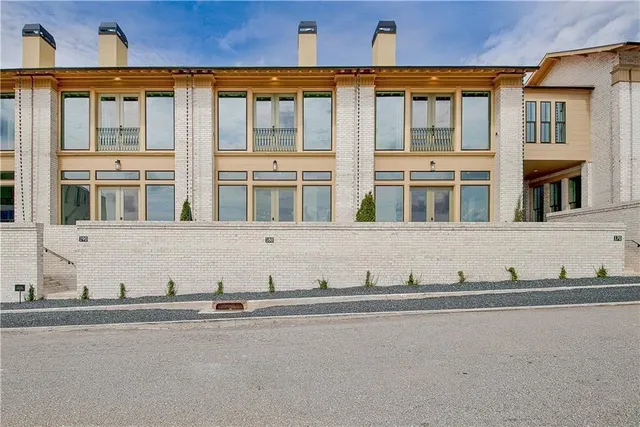 $728,185 | 180 Rolison Way, Fayetteville, GA 30214