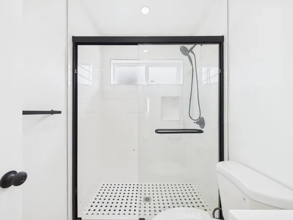 $2,650 | 748 Newport Avenue, Unit 5, Long Beach, CA 90804