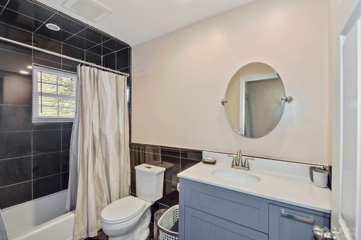 26 Hamilton Avenue Edison, NJ 08820 - Photo 12 of 30