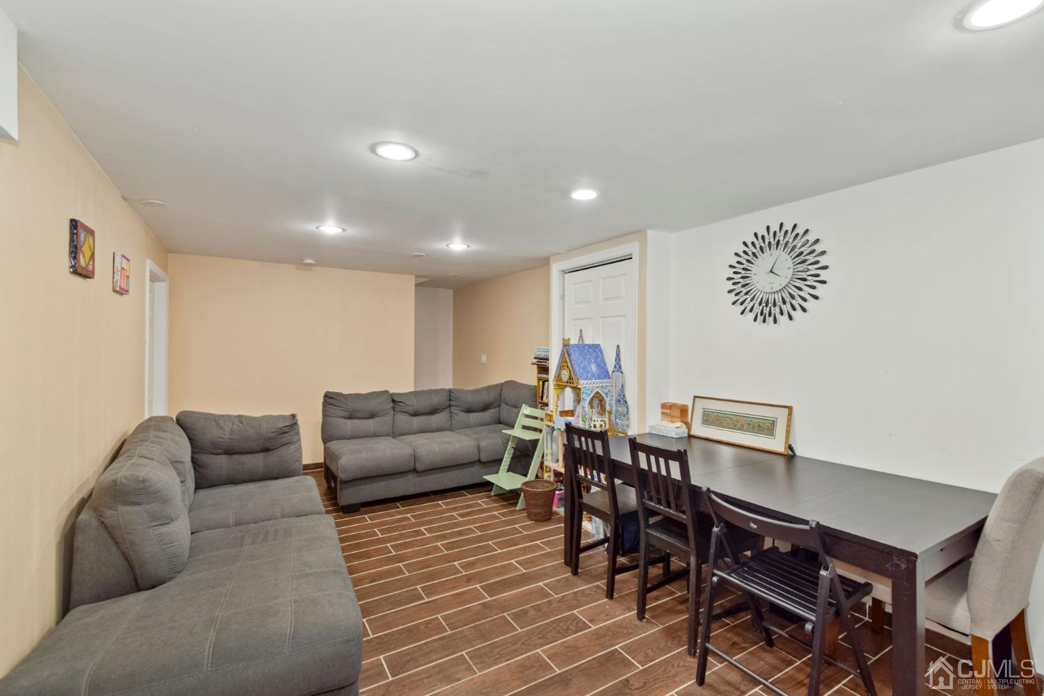 26 Hamilton Avenue Edison, NJ 08820 - Photo 26 of 30