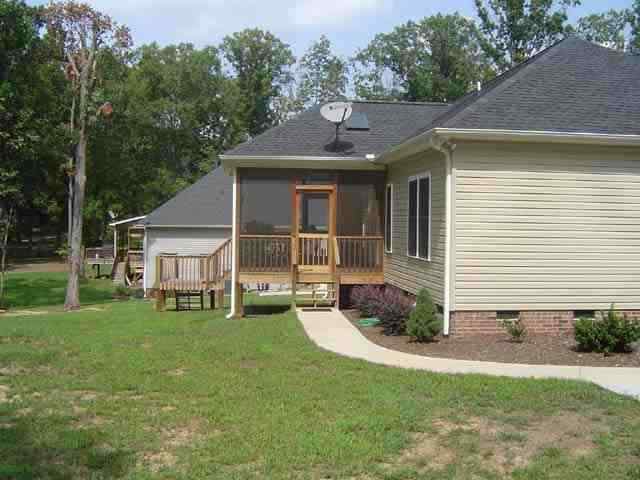 514 Lakeside Drive Anderson, SC 29621 - Photo 15 of 17 Gallery Image 15