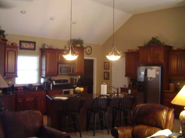 514 Lakeside Drive Anderson, SC 29621 - Photo 6 of 17 Gallery Image 6