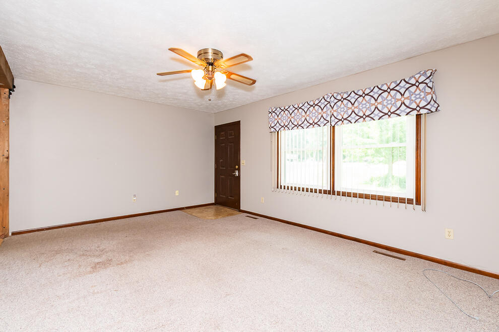 2305 Barney Road Kalamazoo, MI 49004 - Photo 15 of 43 RN5_2114