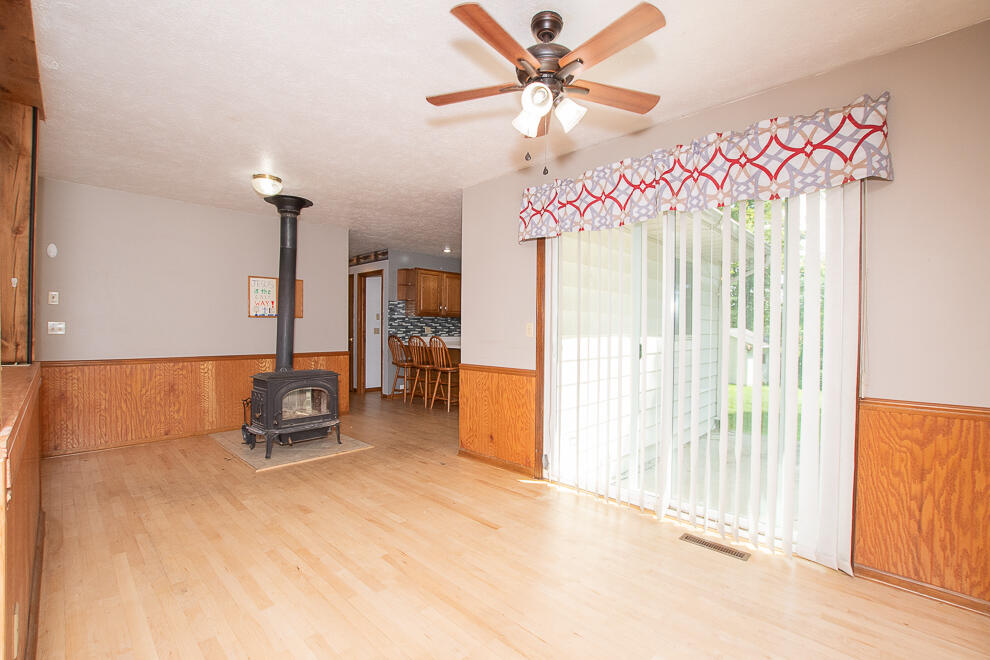 2305 Barney Road Kalamazoo, MI 49004 - Photo 17 of 43 RN5_2117