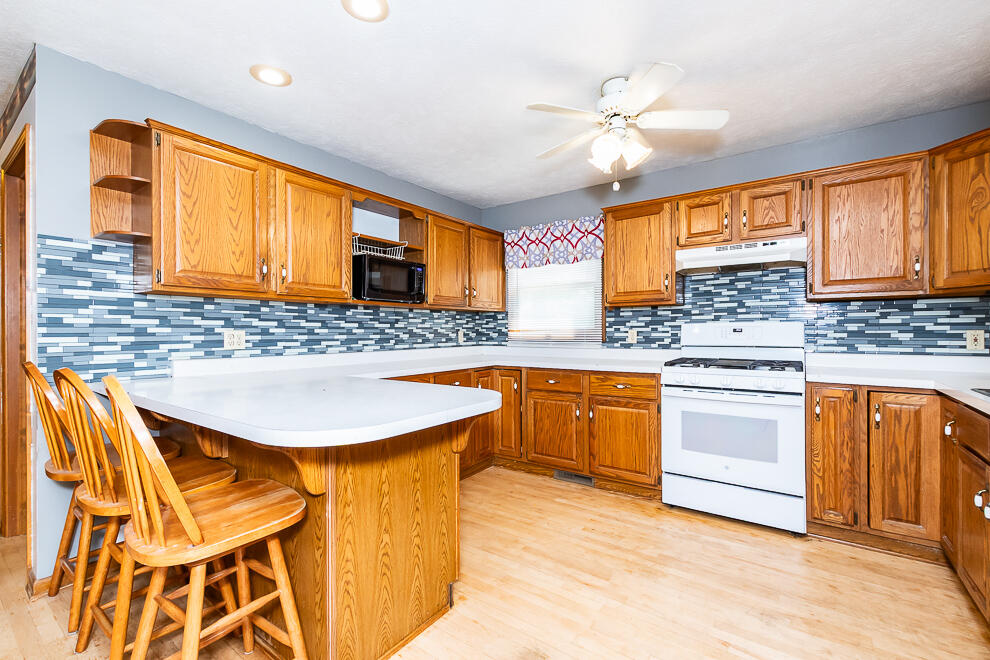 2305 Barney Road Kalamazoo, MI 49004 - Photo 20 of 43 RN5_2120