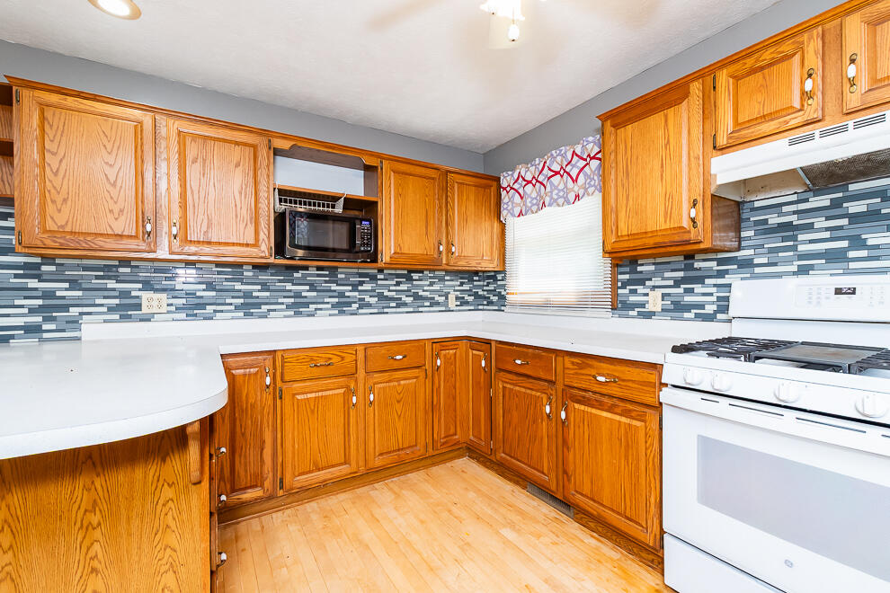2305 Barney Road Kalamazoo, MI 49004 - Photo 23 of 43 RN5_2123