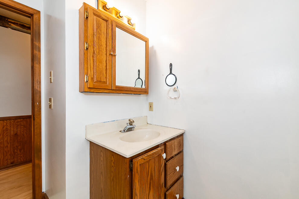 2305 Barney Road Kalamazoo, MI 49004 - Photo 26 of 43 RN5_2126