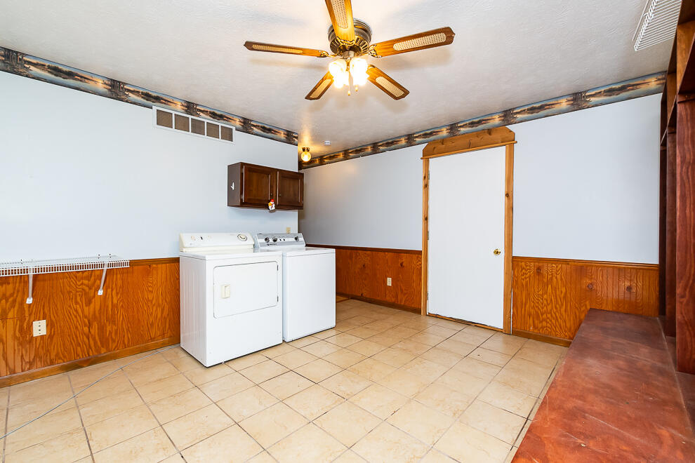 2305 Barney Road Kalamazoo, MI 49004 - Photo 28 of 43 RN5_2128