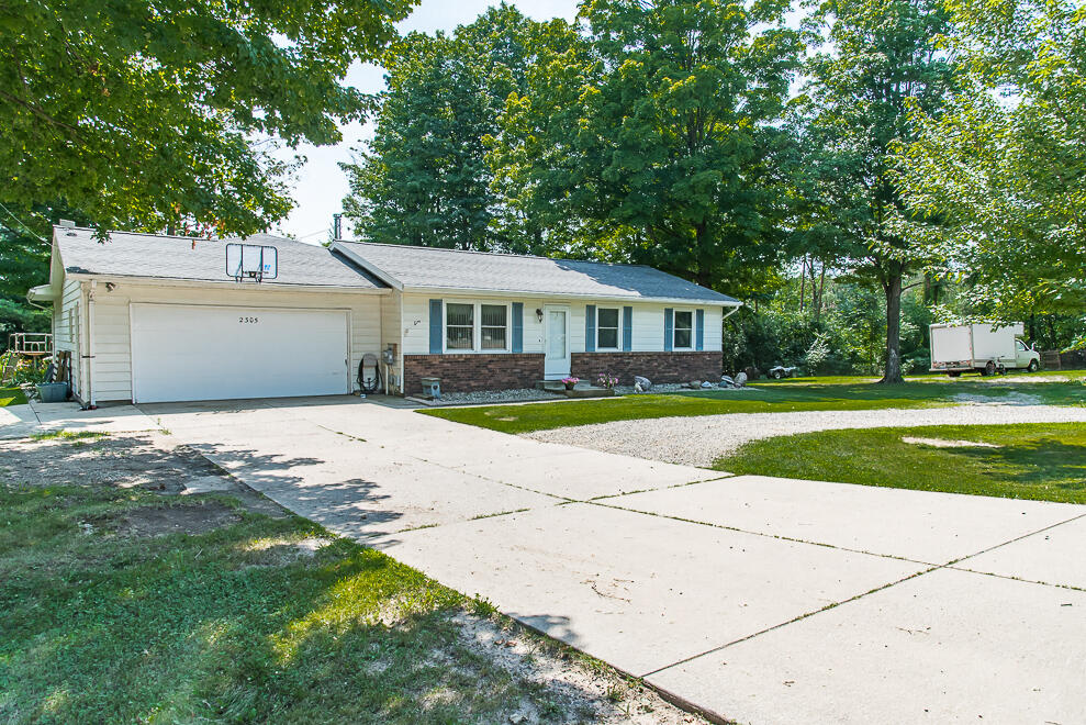 2305 Barney Road Kalamazoo, MI 49004 - Photo 43 of 43 DSC_3509