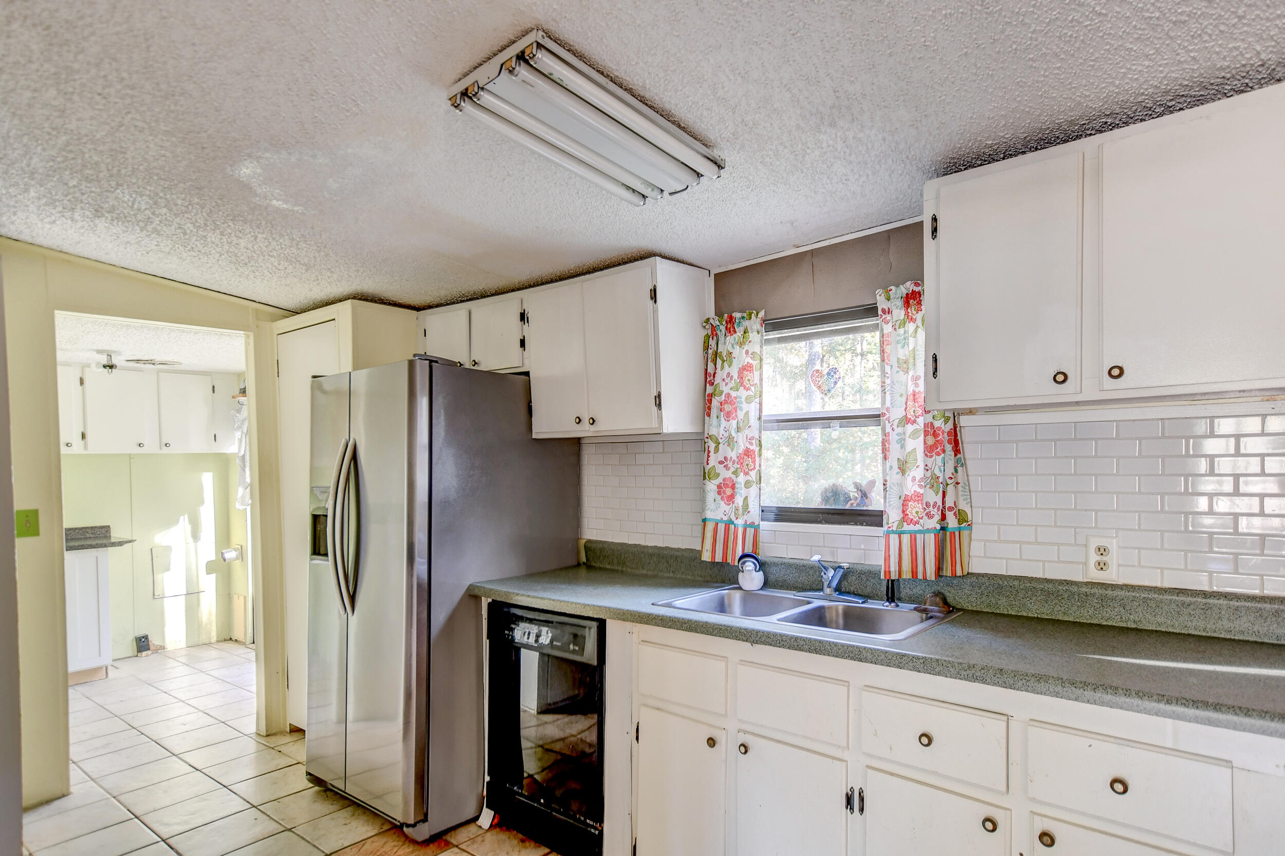 113 Markie Road Summerville, SC 29486 - Photo 25 of 30 DSC_1089_90_91_92_93